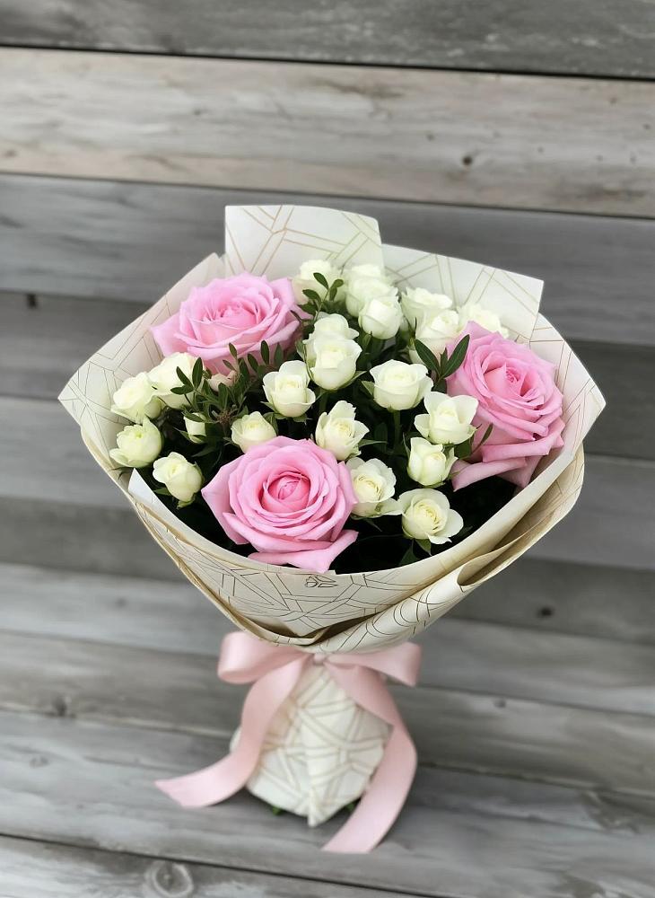 Букет цветов из: Розы в Николаевске-на-Амуре