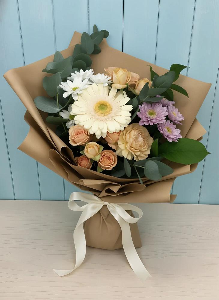 Букет цветов из: Герберы и Хризантемы в Николаевске-на-Амуре