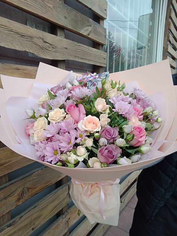 Букет цветов из: Розы и Хризантемы в Николаевске-на-Амуре