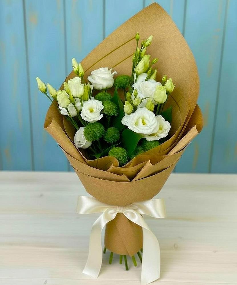 Букет цветов из: Хризантемы и Лизиантусы в Николаевске-на-Амуре