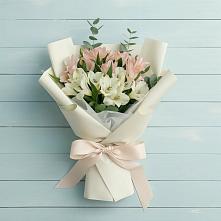 Букет цветов из:  Альстромерии в Николаевске-на-Амуре