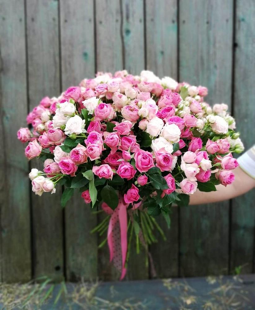 Букет Розовые кустовые розы Натали и Лав Лидия в Николаевске-на-Амуре