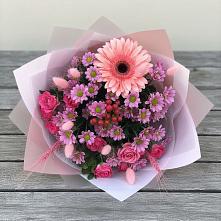 Букет цветов из:  Розы, Герберы и Хризантемы в Николаевске-на-Амуре