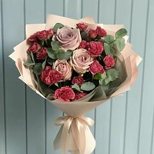 Букет цветов из:  Гвоздики и Розы в Николаевске-на-Амуре