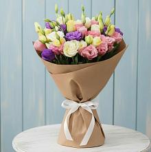 Букет цветов из:  Лизиантусы в Николаевске-на-Амуре